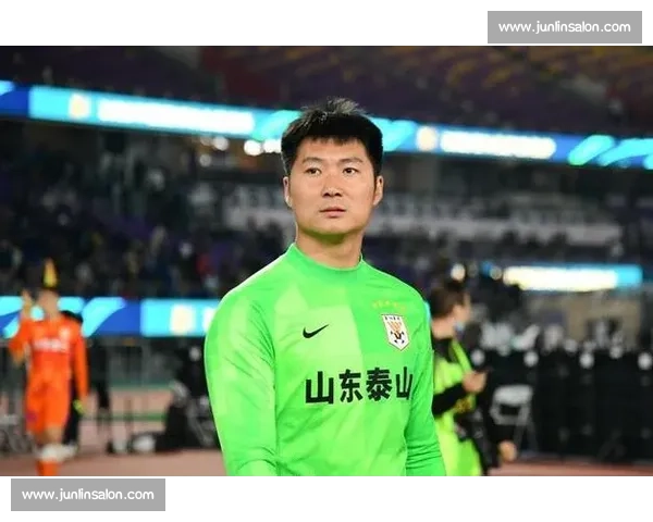 韩镕泽 8 月高光：77% 扑救率 + 20 次扑救守护海牛防线