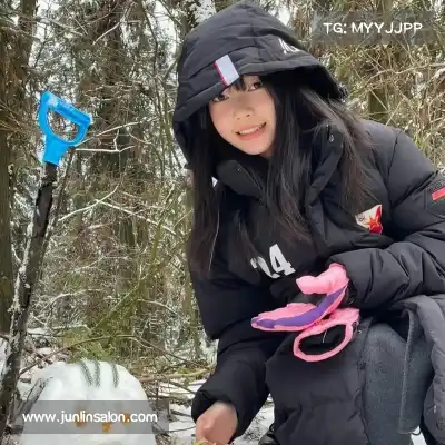 郜崧蒙